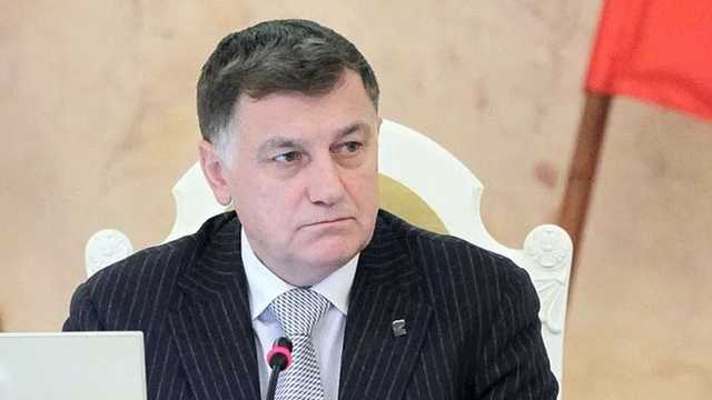 Куда Макаров "телят" загнал?